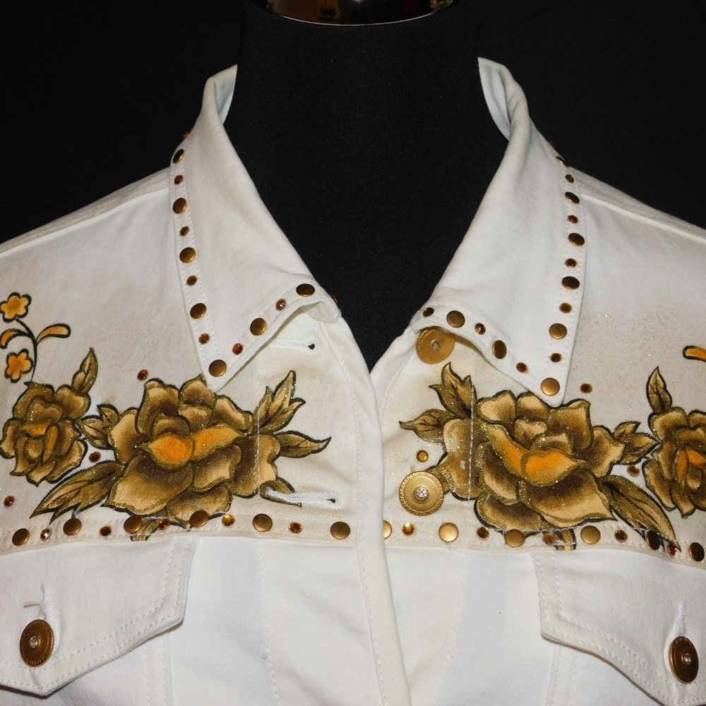DG2 By Diane Gilman White Denim Jacket Painted Floral, Studs & Rhinestones - Picture 3 of 13